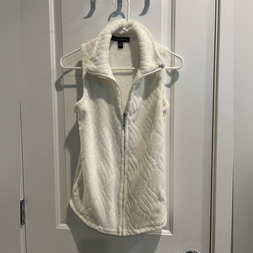 French Laundry Soft White Fleece Zip Up Collared Vest with Pockets size S